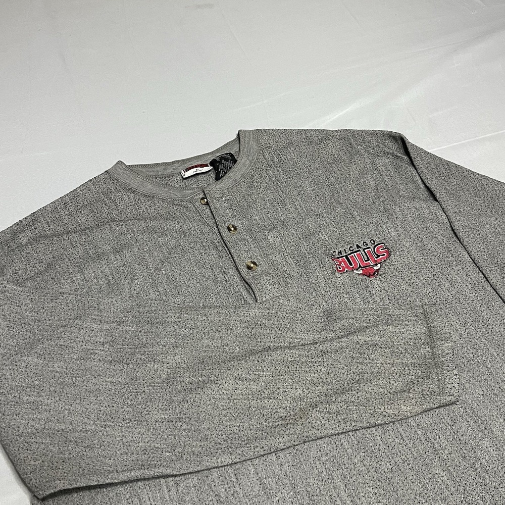 Vintage 90s Chicago Bulls Embroidered Henley Long Sleeve Shirt Mens Large Gray